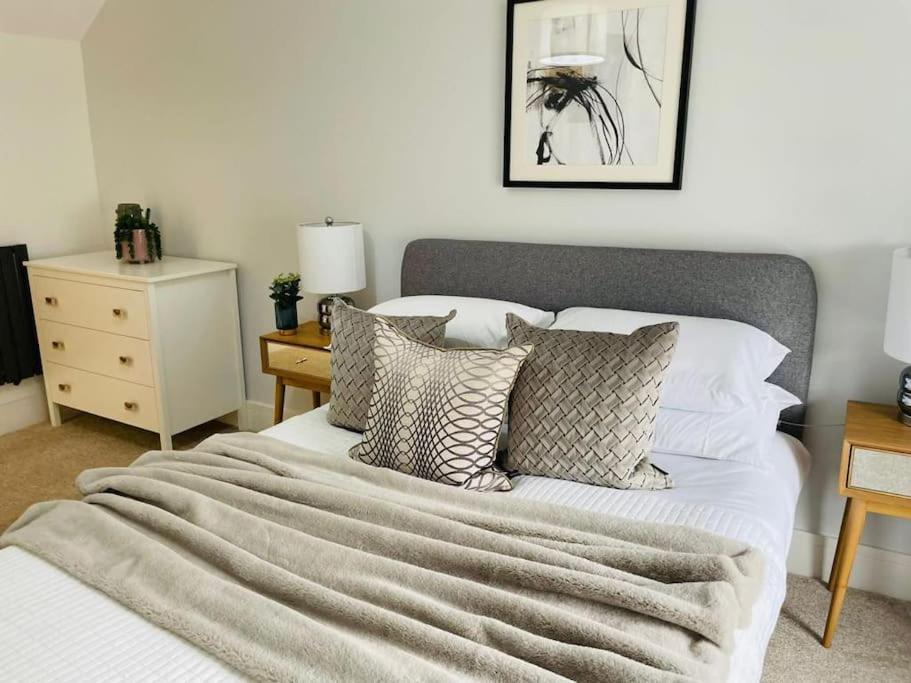 Charming Cottage Close To M4 Bridgend Bridgend  Zewnętrze zdjęcie